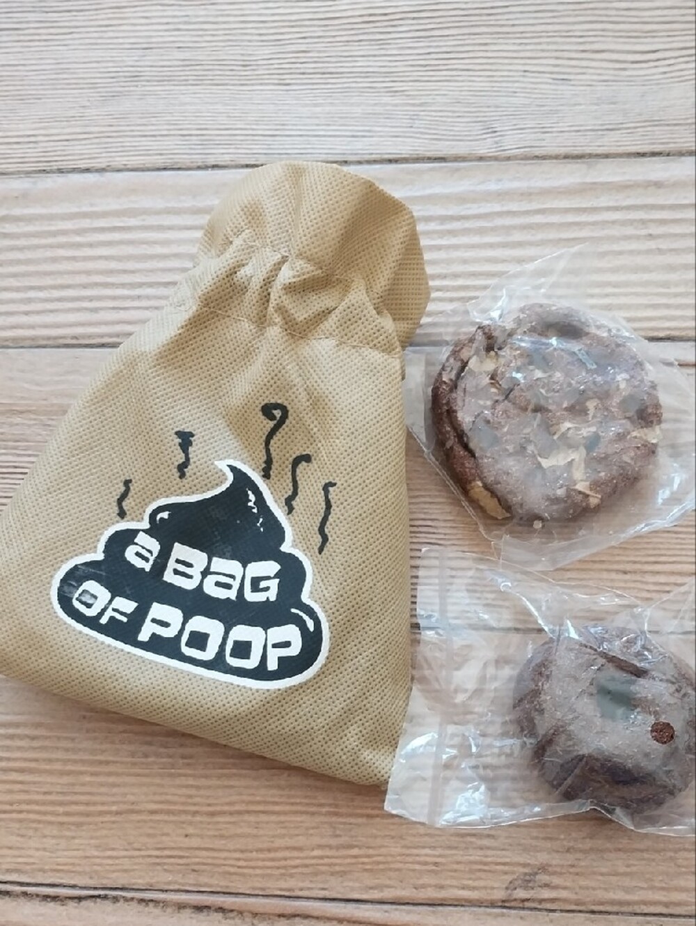 Novelty Fake Poo In Drawstring Pouch - Picture 3 of 3